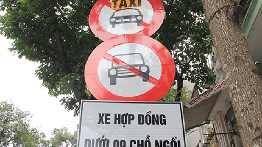 Hanoi proposes plan to ban Uber, Grab cars from 11 key routes