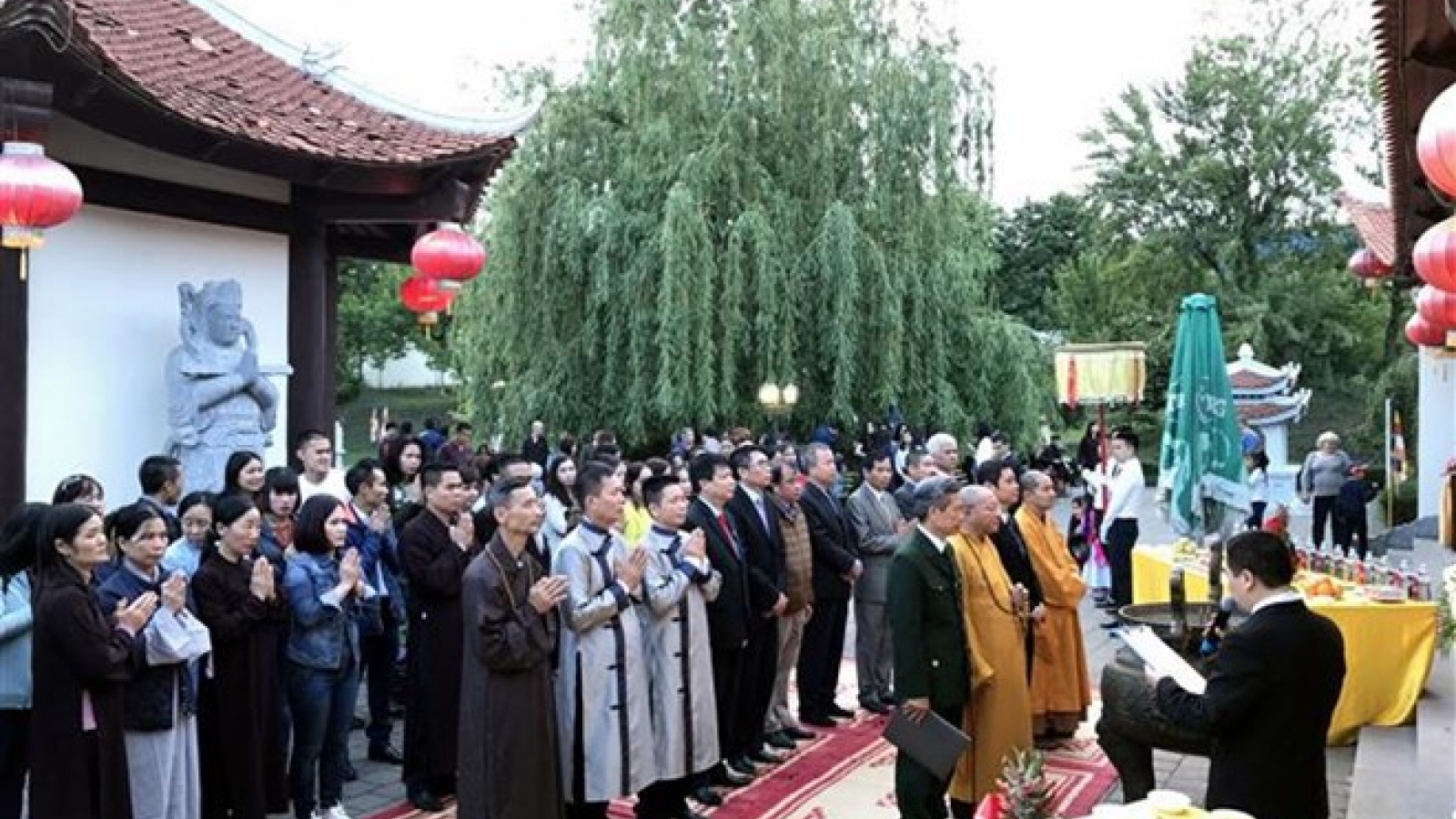 Overseas Vietnamese in Ukraine commemorate fallen soldiers