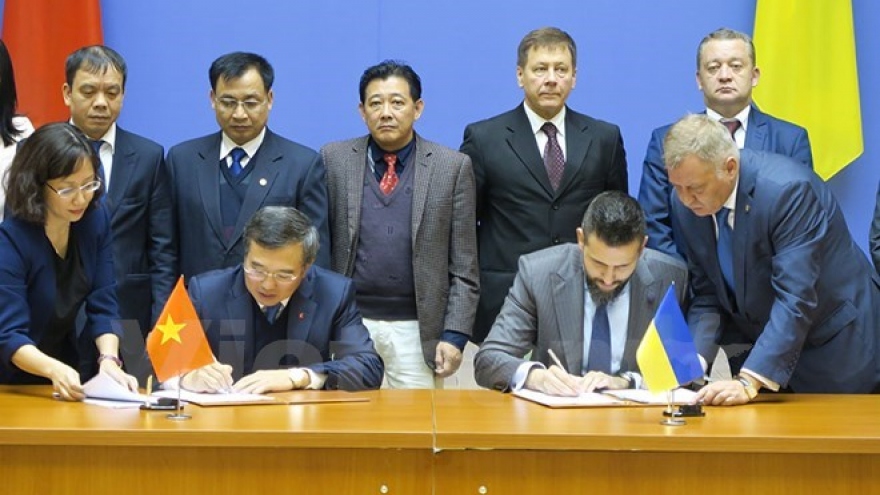 Vietnam-Ukraine Inter-Governmental Committee holds 14th meeting