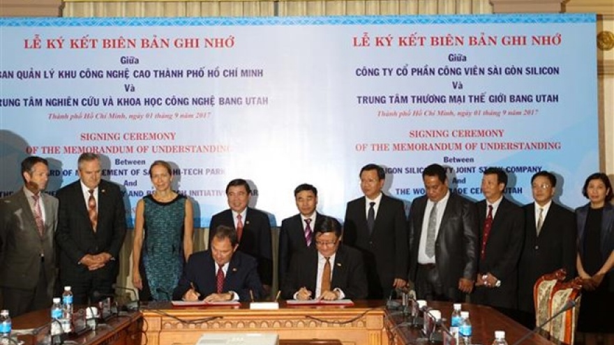 Ho Chi Minh City, Utah State vow to promote trade, high-tech links