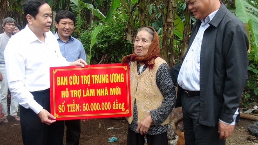 Vietnam Fatherland Front supports flood victims in Phu Yen