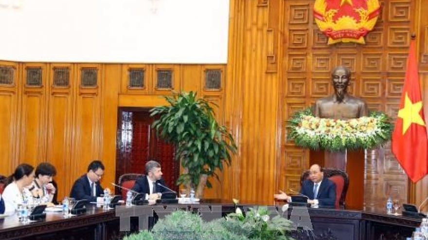 
        Italian government, firms praise Vietnam’s free trade policy
                              