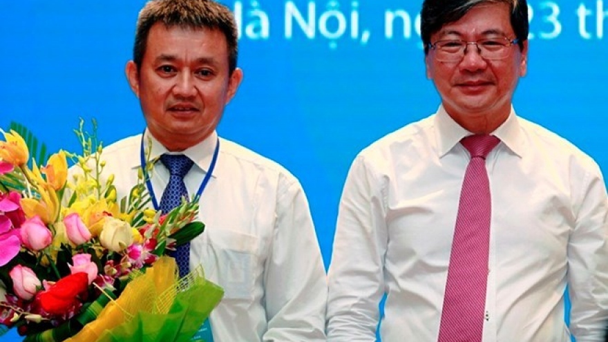 
        Vietnam Airlines targets 20 mln passengers in 2016
                              