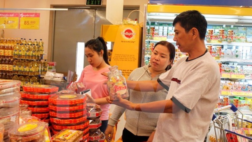 
        More people choose Vietnamese goods
                                  
              