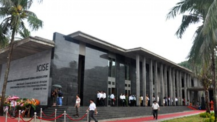 Nano technology workshop opens in southern Vietnam