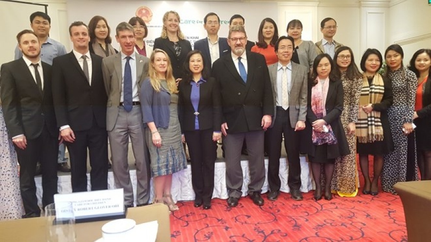 Vietnam launches project on alternative care for vulnerable children