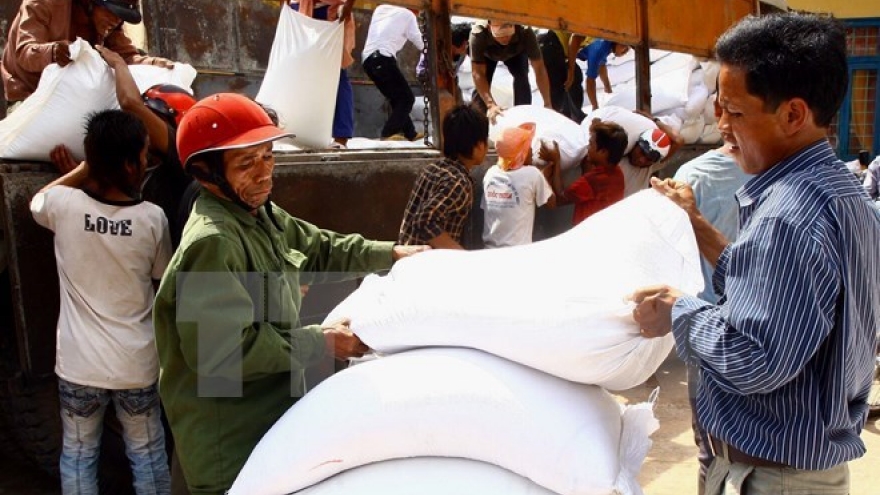 Rice aid approved to support disadvantaged residents on Tet
