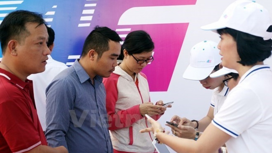 Telecom giants VNPT, MobiFone to equitise