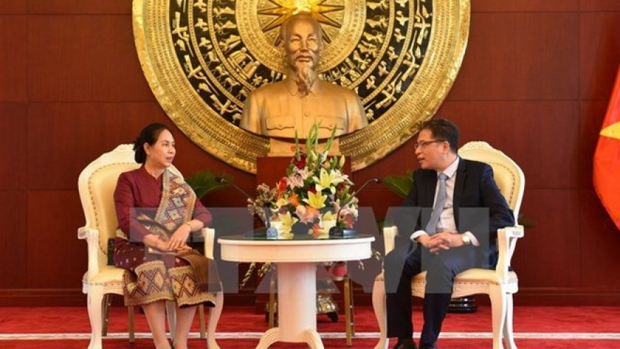 Laos congratulates Vietnam on 72nd anniversary of National Day