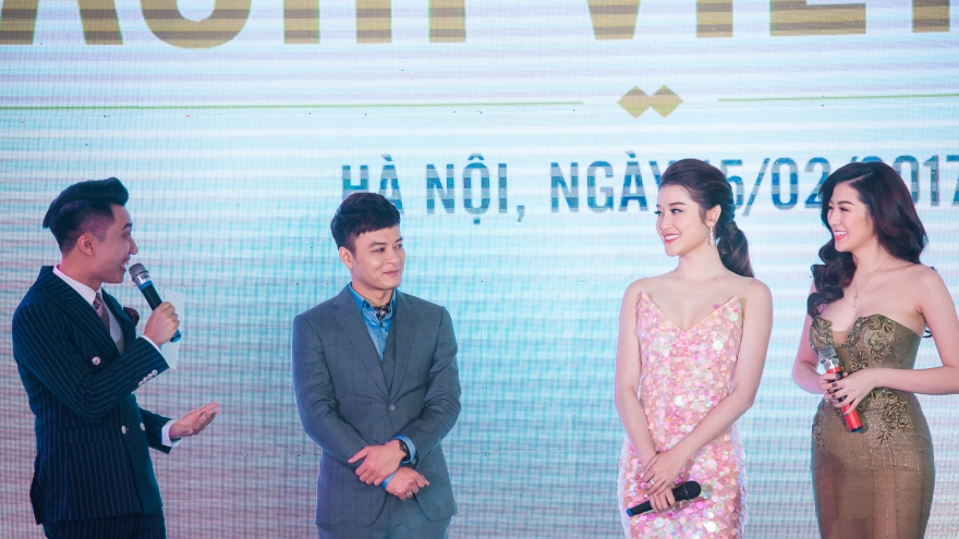 Huyen My, Tu Anh look gorgeous at Hanoi event