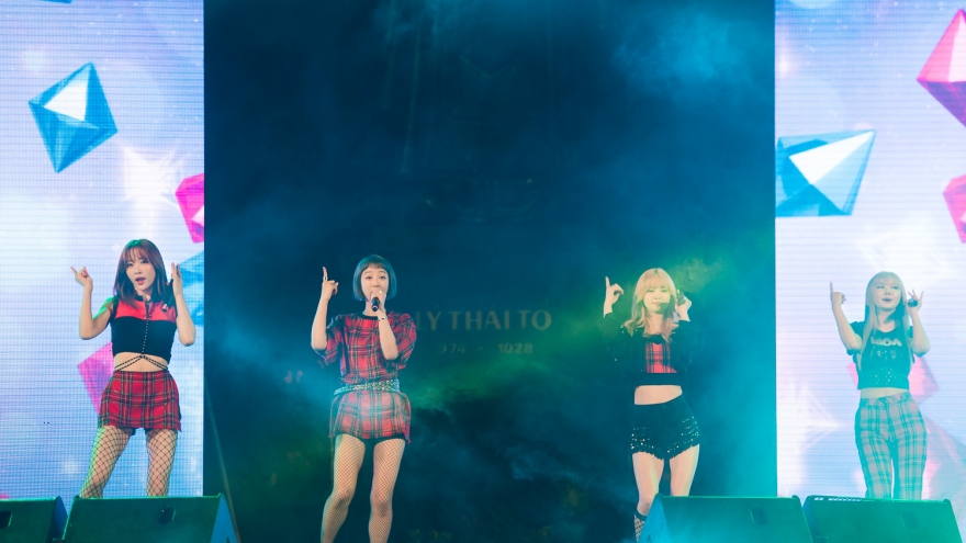EXID performs at ‘Korea Days in Hanoi 2017’