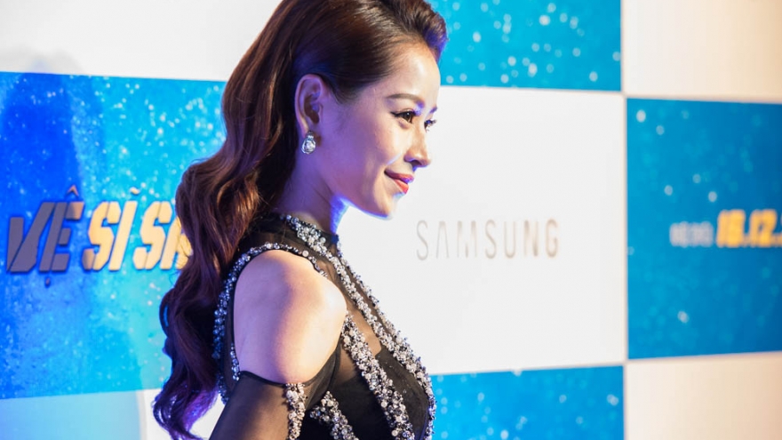 Chi Pu stylish in Hanoi event