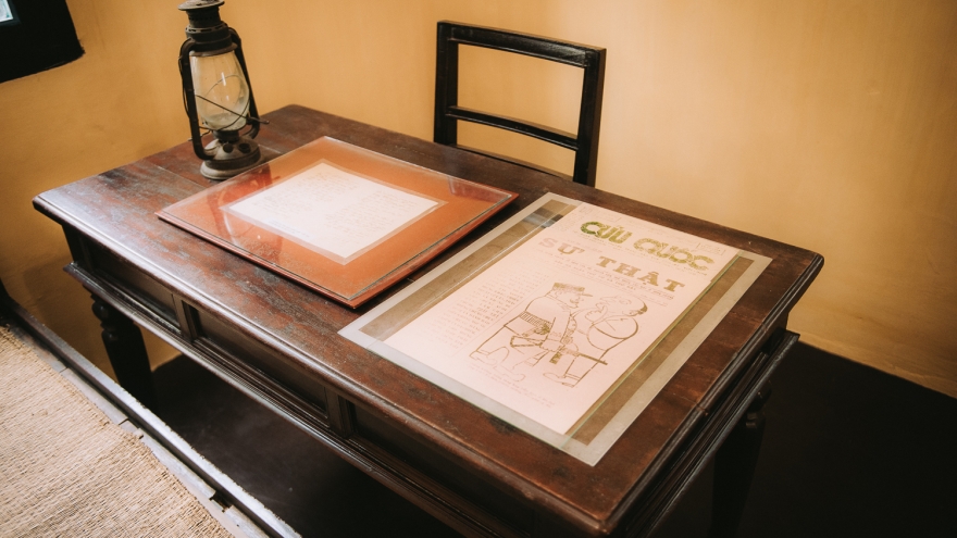Uncle Ho’s house in Ha Dong district