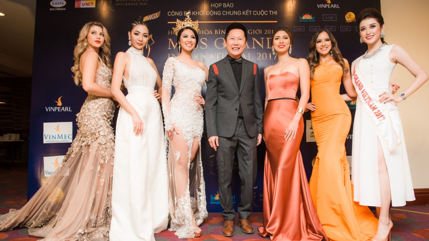 
        Huyen My shines at Hanoi event
                          
                      