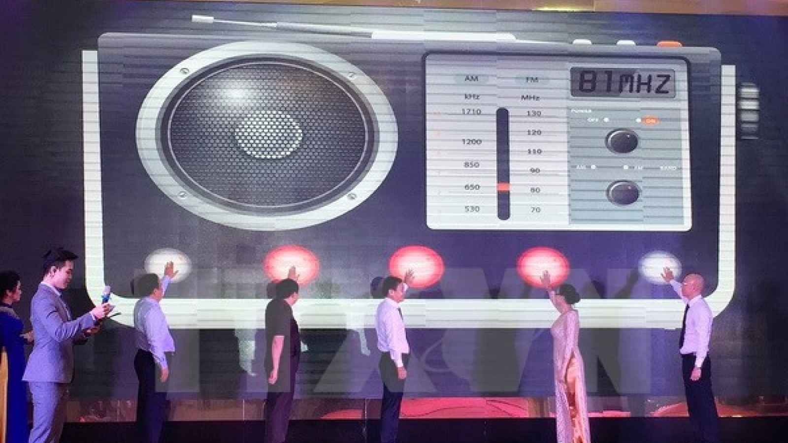VOV launches Mekong traffic radio channel