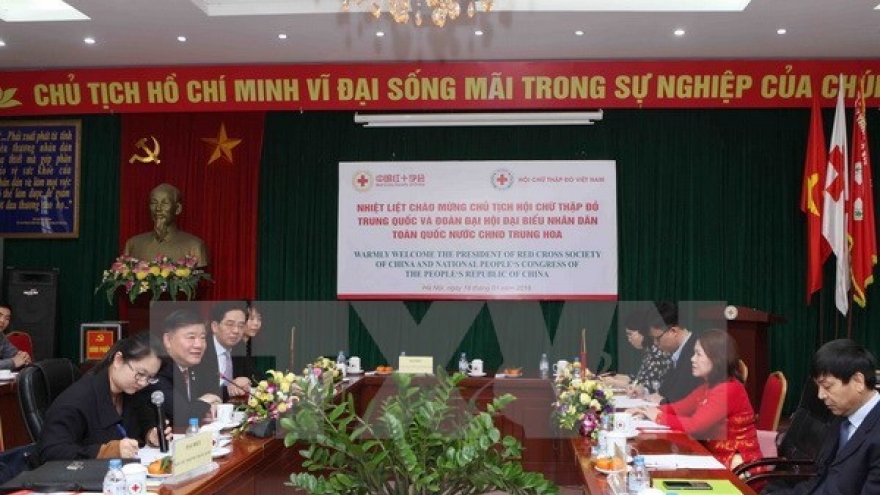Vietnam, China Red Cross Societies intensify cooperation