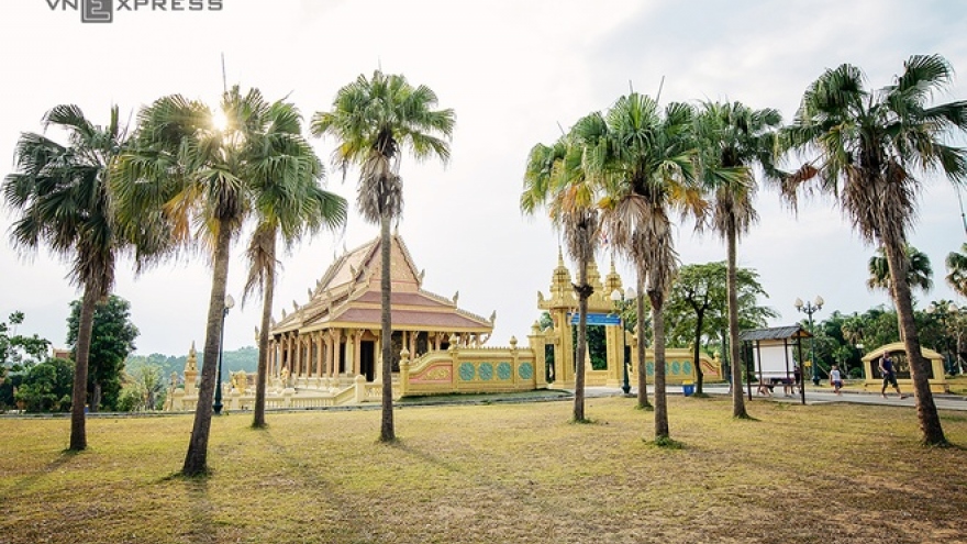 Discovering culture of country’s 54 ethnic groups 
