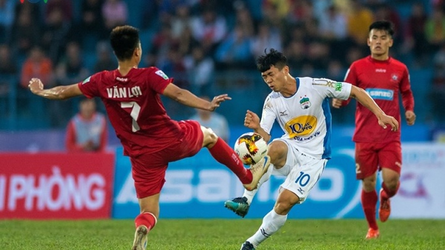 In photos: V-League second round highlights