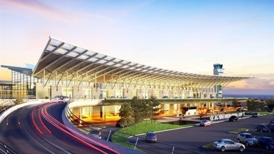 
        Quang Ninh, Vietjet Air discuss new service launch at Van Don airport
                              