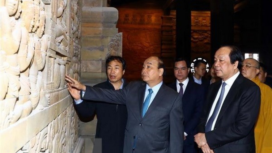 PM inspects preparations for UN Day of Vesak 2019 in Ha Nam