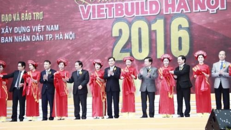  Vietbuild 2016 connects local and int'l construction enterprises