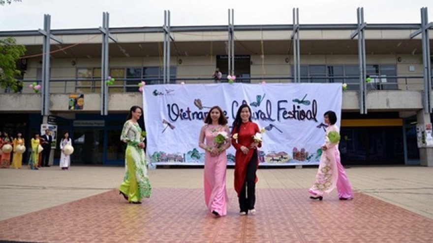 Vietfest 2015 brings taste of Vietnam’s culture to Australia