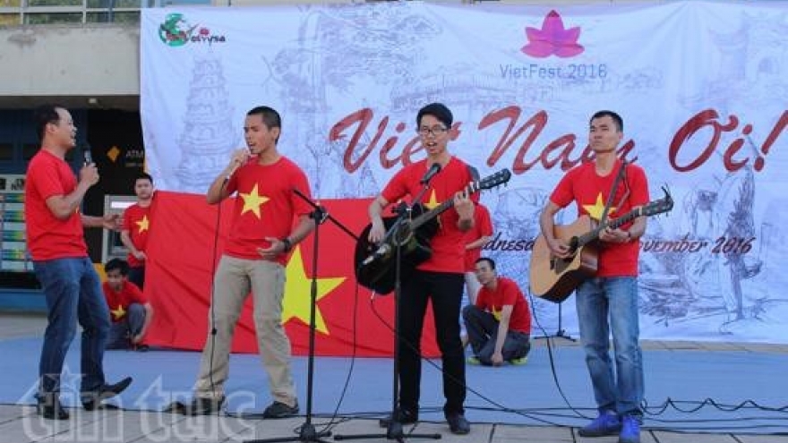 Vietnamese among top four spoken languages in Australia