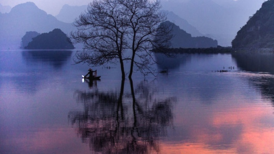Vietnam photo expo opens in Beijing