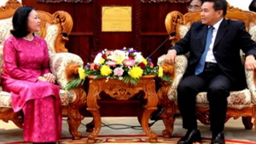 Vietnam-Laos road construction to start in late 2014