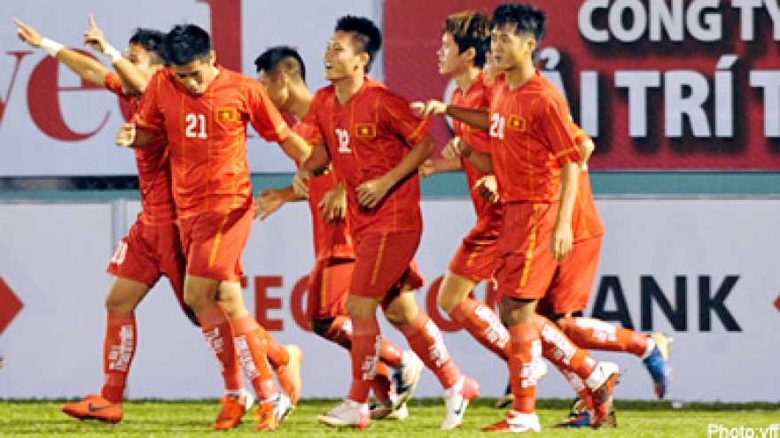Vietnam trounce Singapore at U21 tourney
