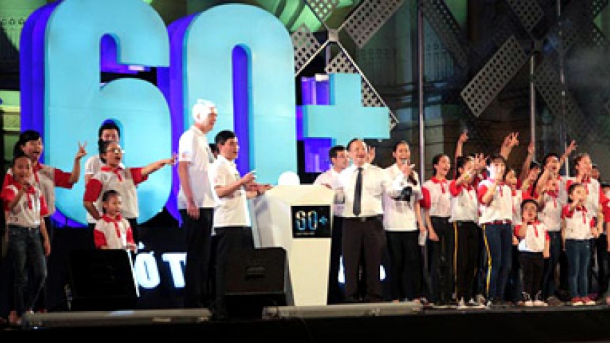 Vietnam responds to Earth Hour 2013