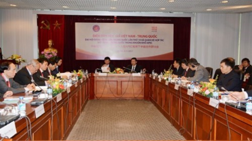 Researchers back stronger Vietnam-China relations