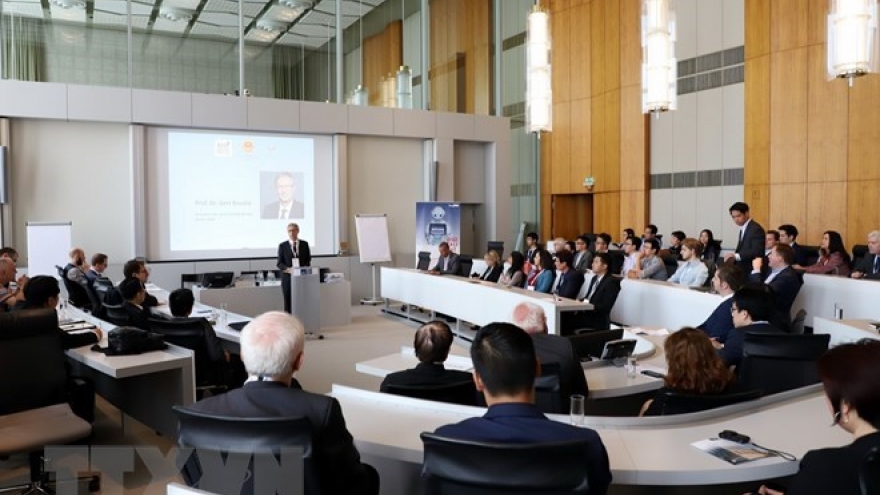 Vietnam studies Germany’s experience on 4.0 industrial revolution