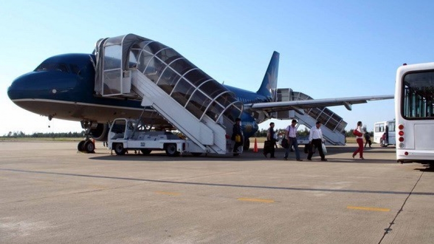 Vietnam Airlines cancels flights due to bad weather