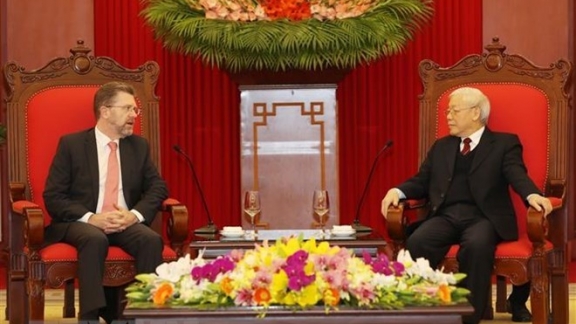Australian Senate President wraps up Vietnam visit