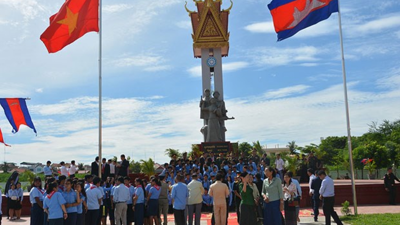 Upgraded Vietnam-Cambodia Friendship Monument inaugurated