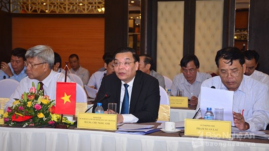 Vietnam-Laos science, technology cooperation committee meets