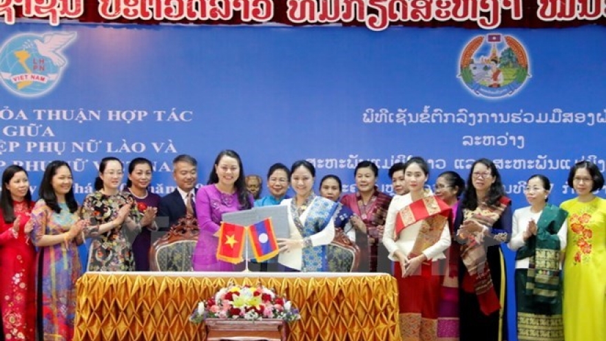 Women’s Unions of Vietnam, Laos seek to foster cooperation