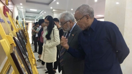 Photos highlight Vietnam-Algeria diplomatic ties