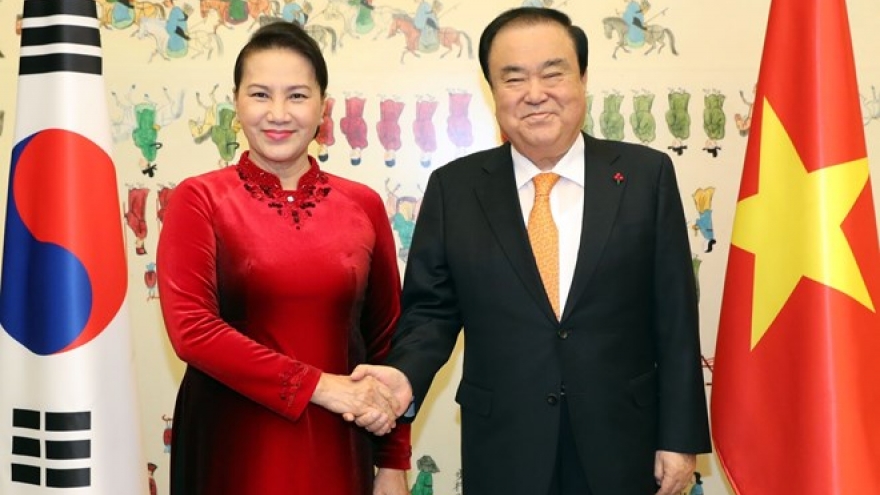 Vietnam’s National Assembly keen to develop relations with RoK: top legislator