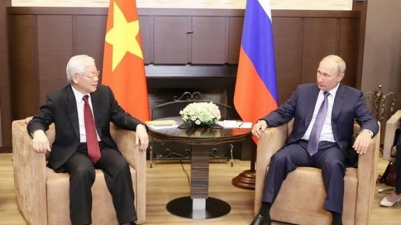 Vietnamese, Russian leaders exchange greetings on friendship ties anniversary