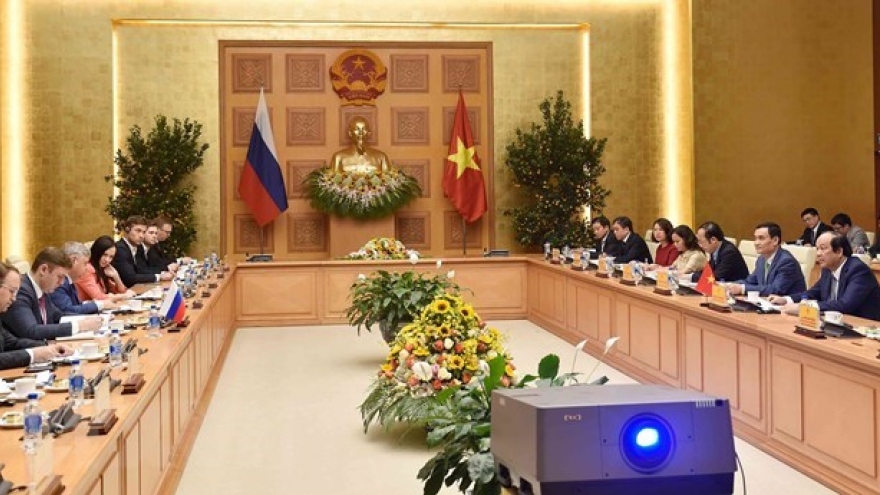 Vietnam, Russia discuss e-government building