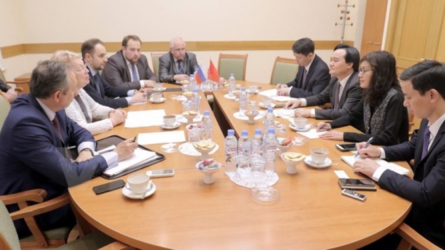 Vietnam, Russia deepen education cooperation