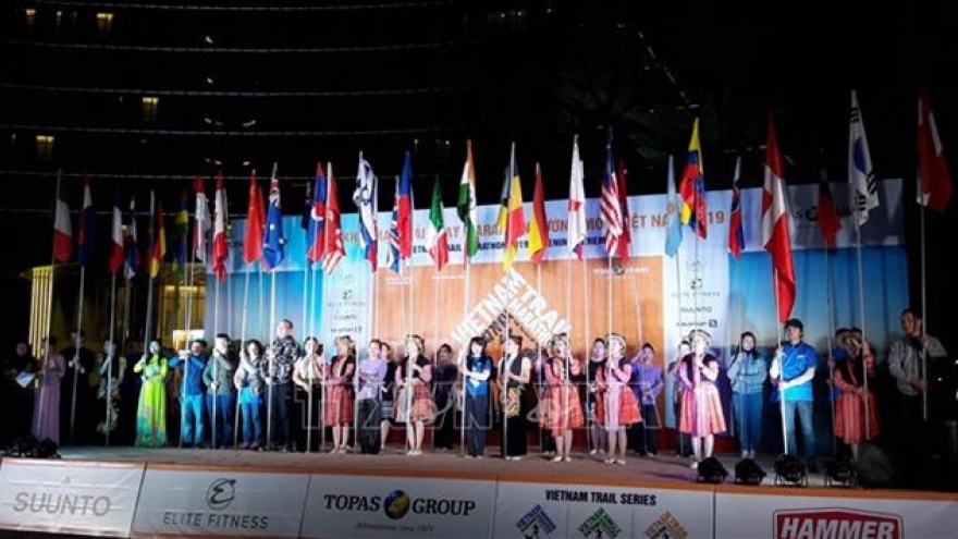 Int’l runners join Vietnam Trail Marathon in Moc Chau
