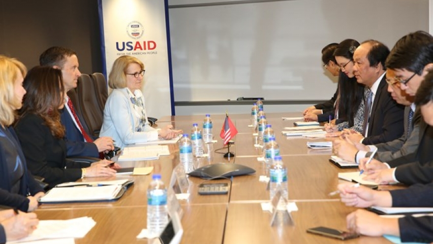 Vietnam, USAID look to strengthen cooperation