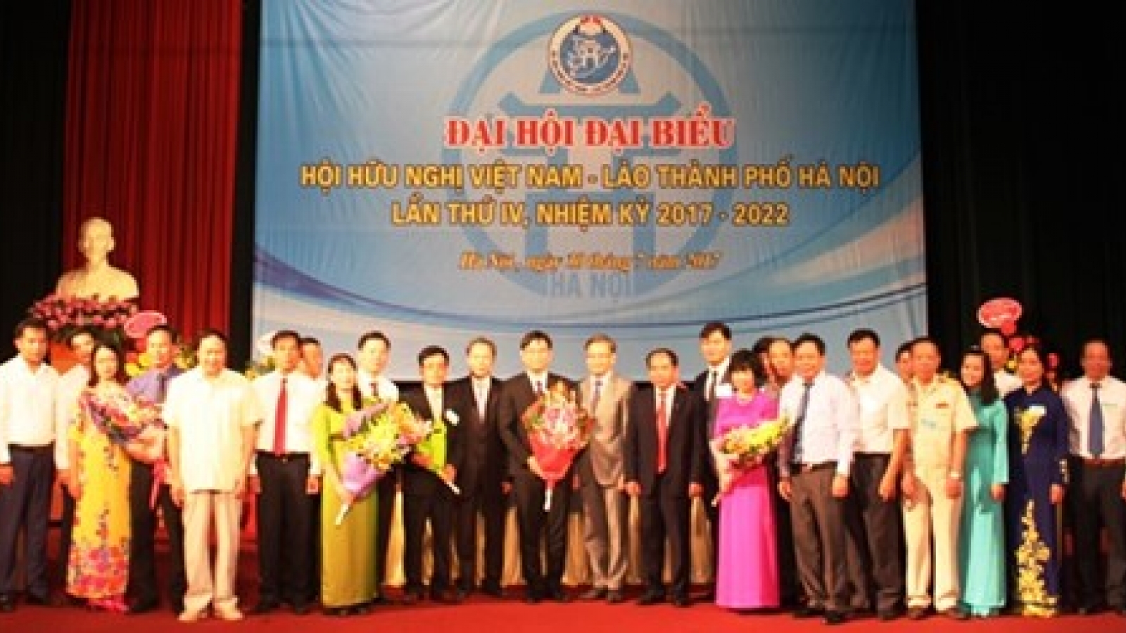Vietnam-Laos Friendship Association of Hanoi holds fourth congress