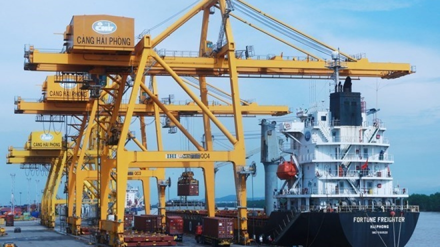 Vietnam records nearly US$5.6 billion in trade surplus
