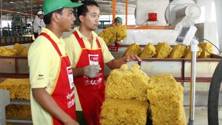 Rubber export revenue picks up 39 percent