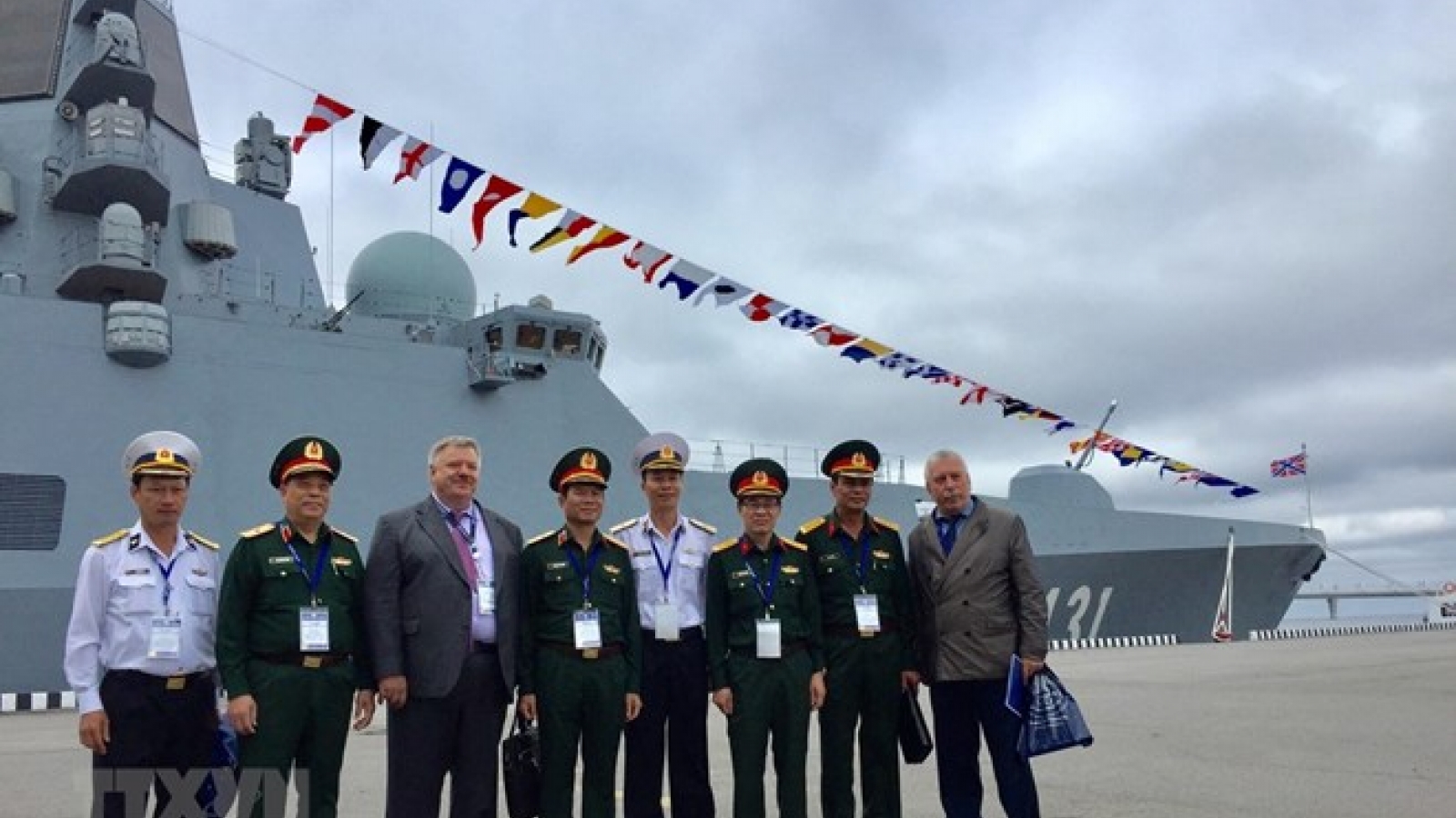 Vietnam joins int’l maritime defence show in Russia