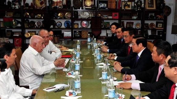 Vietnamese Party delegation pay working visit to Cuba